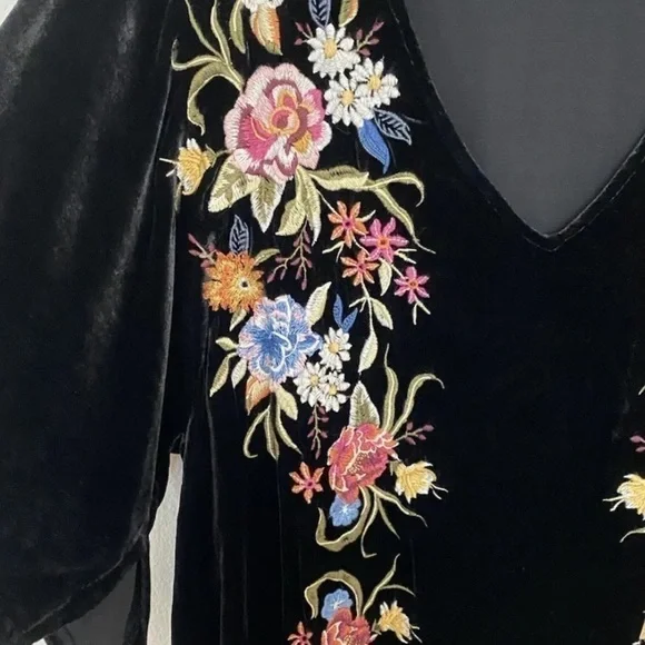 Johnny Was heavily embroidered “Isla” dress NWT - Picture 8 of 12